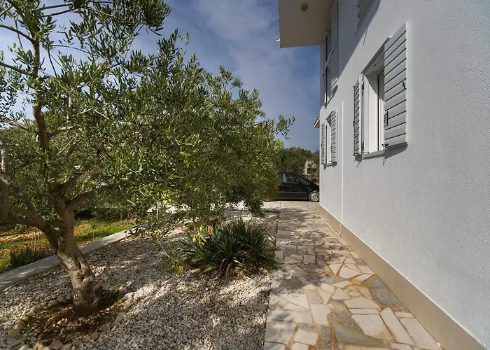 Nautilus Villa *