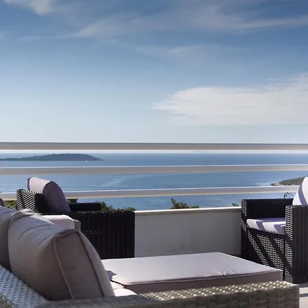 Nautilus Villa